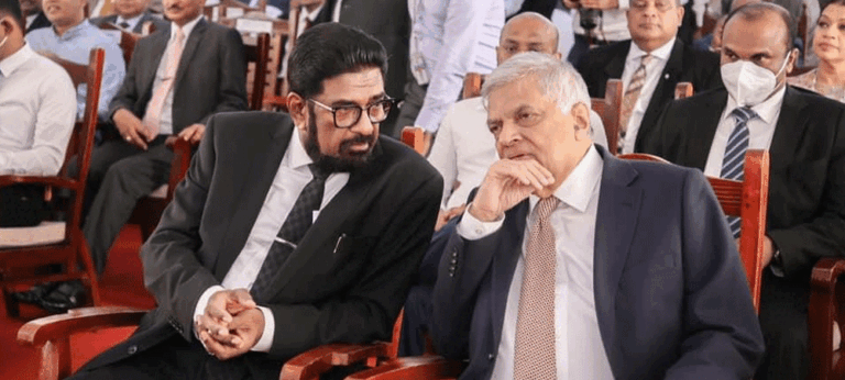රුධිර පරීක්ෂණ ලිපිය ගැන විමර්ශනයක් : කාටවත් මැරෙන්න දෙන්නෙ නෑ – සෞඛ්‍ය ඇමති