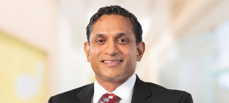 දිනේෂ් ෂාෆ්ටර් ඝාතනය : කෝටි ගණනක් ණයට ගත් ක්‍රිකට් විචාරකයෙක් ?