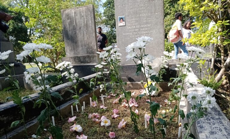 සත්‍යය වැළලූ සම්පූර්ණ මිලිටරි නාටකය : ලසන්ත වික්‍රමතුංග !