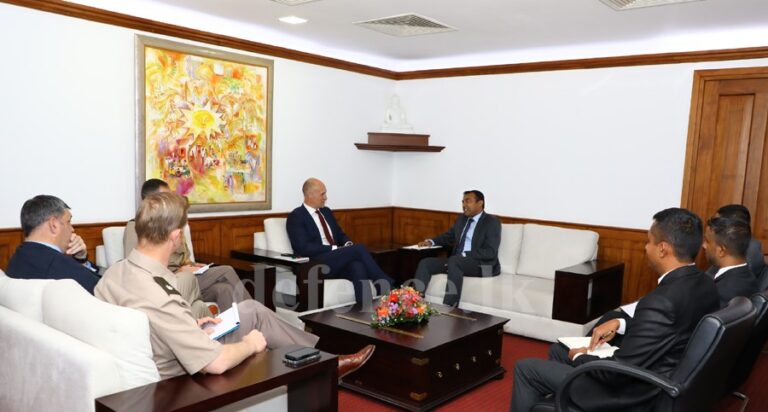 2002 රනිල් : 2007 ගෝඨාභය : 2017 මෛත්‍රිපාල : 2023 රනිල් :: ඇමෙරිකානු ආරක්ෂක ප්‍රධානියා ලංකාවට ඇවිත් ගියේ ඇයි ?
