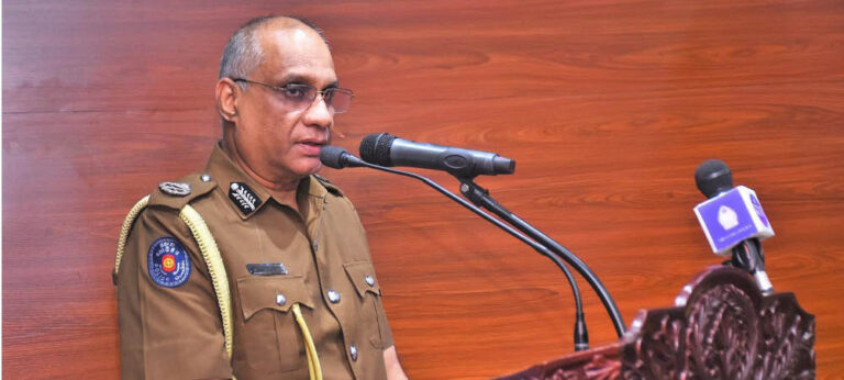එහෙම එකක් නීතියේ නෑ : පොලිස්පතිගේ ඇඳිරි නීතියට එරෙහිව ගොනු කළ පෙත්සම විභාගයට !
