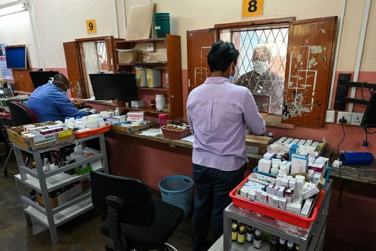 ලියාපදිංචි නොකළ සමාගම් 02කින් ඖෂධ ගෙන්වීම : ජනාධිපති ඇතුළු වගඋත්තරකරුවන් 47කට එරෙහිව ශ්‍රේෂ්ඨාධිකරණයට පෙත්සමක් !