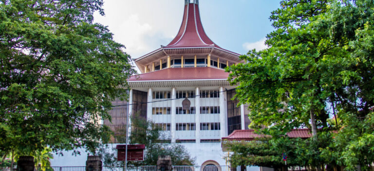කල්දැමීමේ පෙත්සමේ විභාගය 23දා : මැතිවරණ කොමිසමේ ප්‍රතිඥාව පිළිබඳ සෑහීමට පත්වෙයි – ඡන්දයට අධිකරණයෙන් ඉඩ !