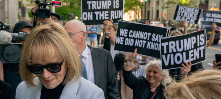 අතවර චෝදනාවකට ට්‍රම්ප් වරදකරු වෙයි