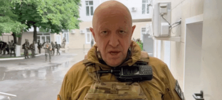 පුටින්ගේ; අරක්කැමියා ගේ කැරැල්ල