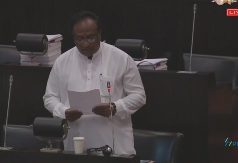 පාර්ලිමේන්තු වරප්‍රසාද අවභාවිත කරමින් මුලතිව් මහේස්ත්‍රාත්ට එල්ල කළ චෝදනා සම්බන්ධයෙන් සරත් වීරසේකරට එරෙහිව සුමන්තිරන් ඉදිරියට එයි !