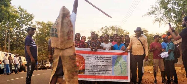 ‘සැමට සමාන අයිතිවාසිකම් ලබා දිය යුතුයි – යළි බෙදී වෙන් වෙන්න ඉඩ දෙන්න බෑ’ : ම⁣⁣ලෛයහ ජනතාවගේ අයිතිවාසිකම් දිනාගැනීමේ පාගමන !