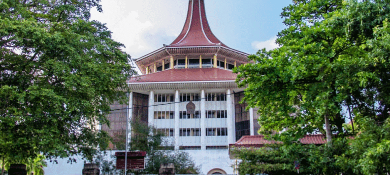 අධිකරණ බලය සීමාකරන පාර්ලිමේන්තු ප්‍රකාශ ගැන නීතිඥ සාමූහිකයෙන් නිවේදනයක් !