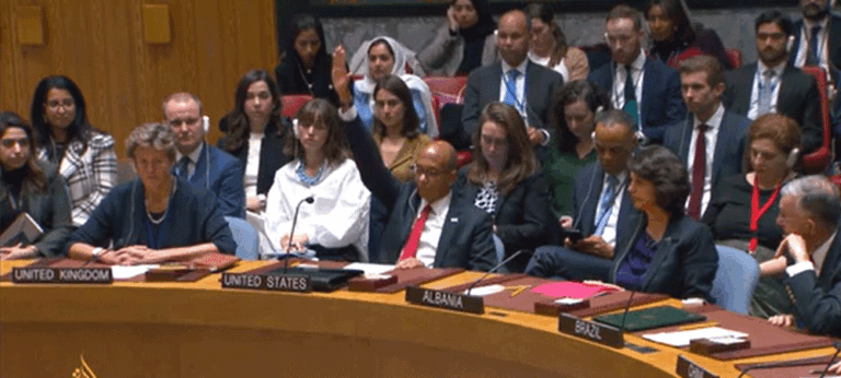 පුද්ගලයන් 18,000ක් මරාදැමුණු පසුවත් ඇමෙරිකාවේ නිෂේධ බලය ගාසා යුද්ධය තවත් අවුළුවයි !