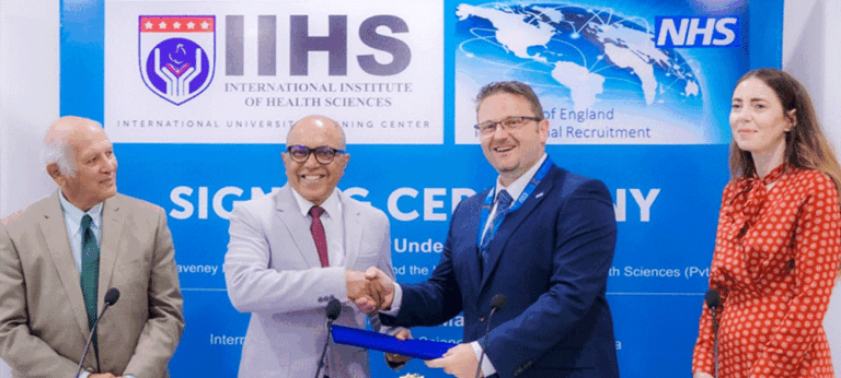 එක්සත් රාජධානියේ NHS හා Care England UK සමඟ IIHS ගිවිසුම් ගත වේ