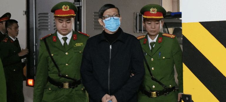 සෞඛ්‍ය ඇමතිට වසර 18 ක්, විද්‍යා තාක්ෂණ ඇමතිට වසර 3 ක් හා සමාගම් හිමිකරුට වසර 30 ක සිර දඩුවම්