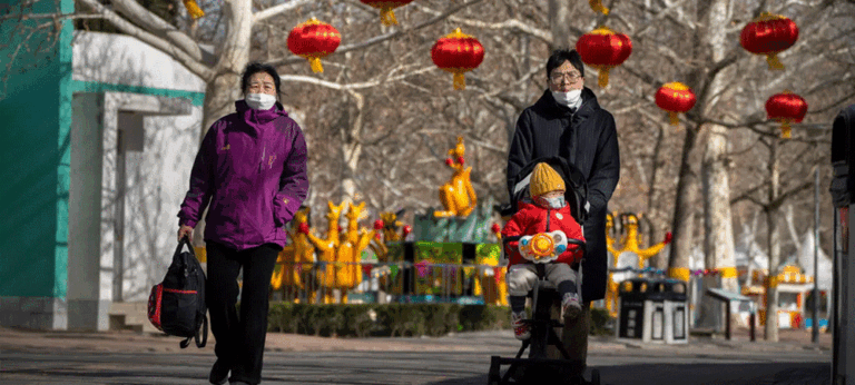 චීනයේ ජනගහනය අඩුවෙයි