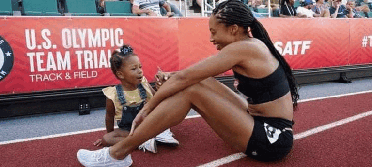 “සපත්තු විකුණන සමාගමකට අපිට ඇත්තේ පිස්සු සිහිනයක්ද නැද්ද යන්න කීමට අයිතියක් නැත”