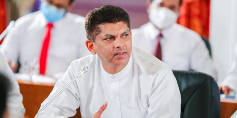 අත්අඩංගුවට ගත් වාහනයේ චැසි අංක විකෘති කරලා : රේගුවේ වාර්තා නෑ : ඒක මගෙ දිවිනසාගත් ලේකම්ගෙ – ලොහාන්