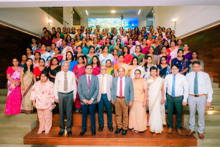 IIHS මුඛ සෞඛ්‍යය හා දන්ත චිකිත්සාව පිළිබඳ වෘත්තීයවේදී උපාධි පාඨමාලාව දියත් කරයි !